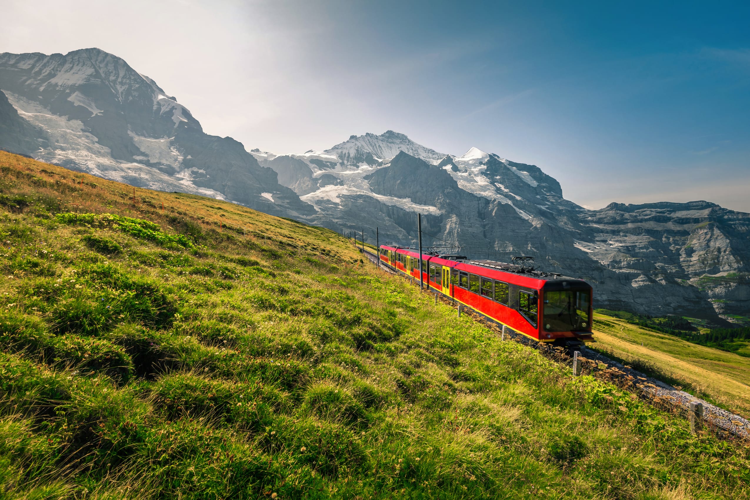 Top 5 Incredible Train Journeys of Europe